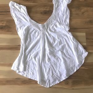 American Eagle scoop shirt.